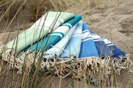 les foutas tisssage à plats , particularité , couleurs et achat en gros